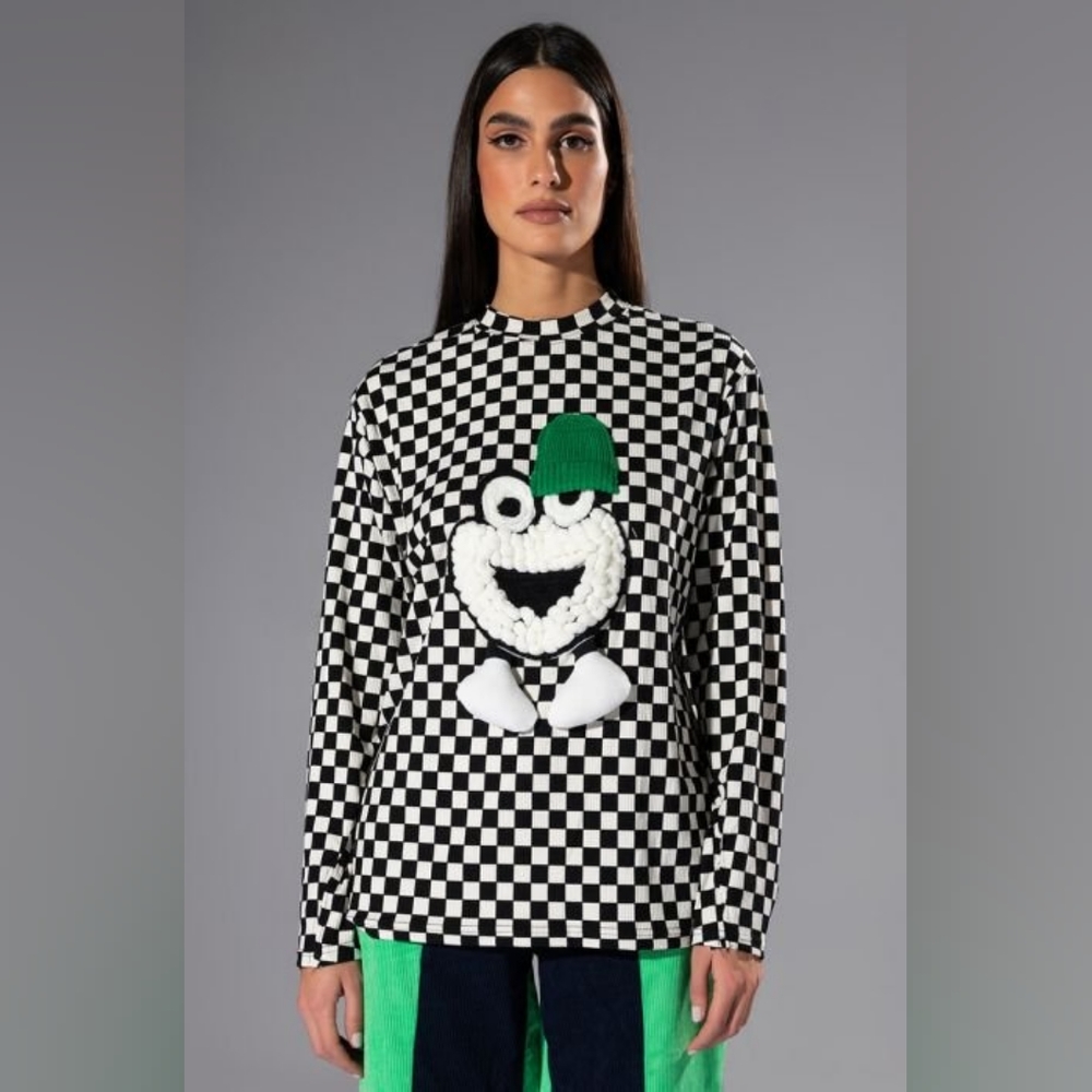 NWT Fun Times Black & White Checkered Top with a hint of Green, One Size